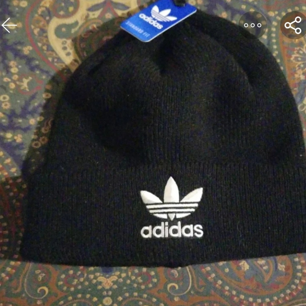 Adidas hat NWT(new with tags)